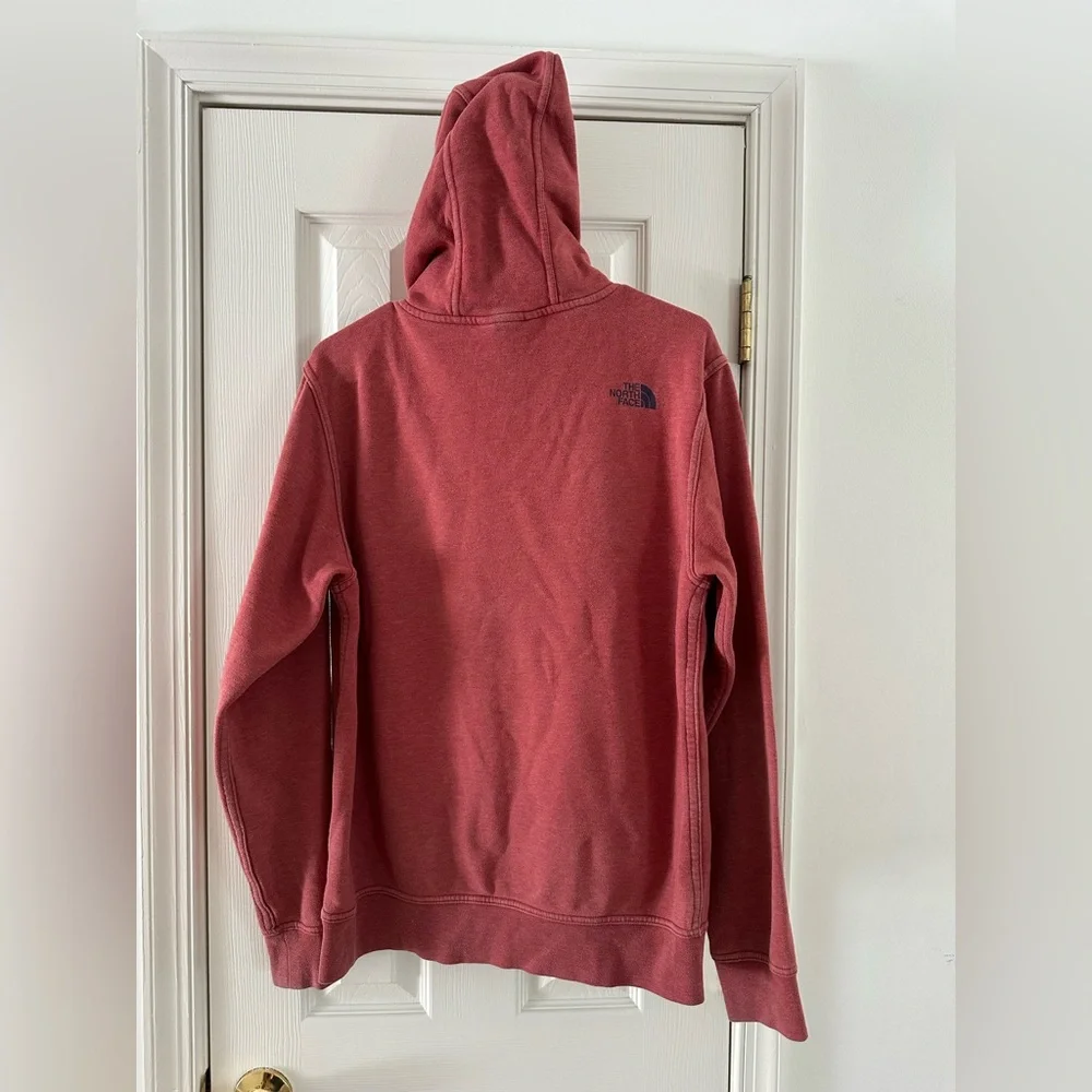 The North Face Men's Red Hoodie with Logo - Picture 8 of 11